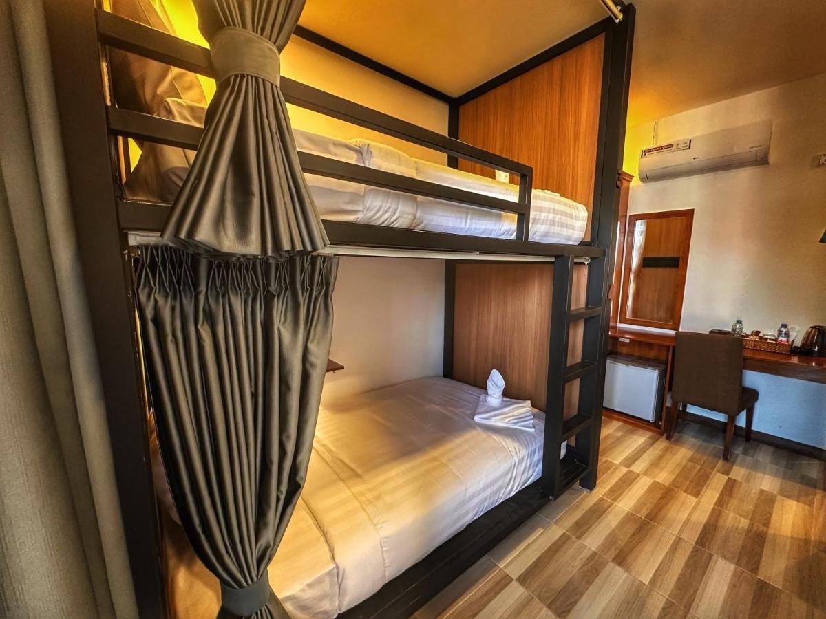 มรสุม บูทิก โฮเต็ล แอนด์ สปา Hotel พนมเปญ ภายนอก รูปภาพ